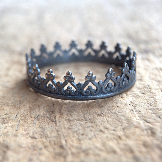Black Crown Ring - TesoroDelSol